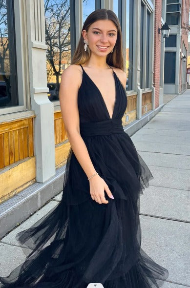 Simple Deep  Tulle Black Tiered Prom V Neck Dresses Summer Maxi Dress For Women