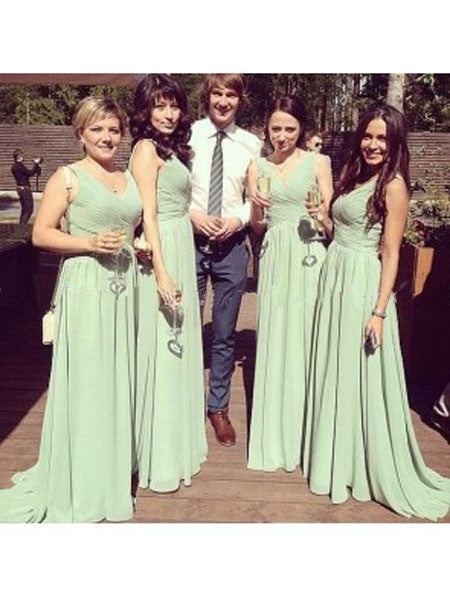 green bridesmaid dress,long bridesmaid dress,chiffon bridesmaid dress,v-neck bridesmaid dress,BD2011