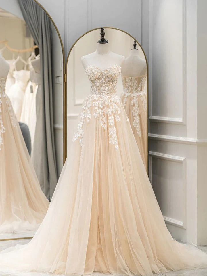A line sweetheart neck tulle champagne long prom dress