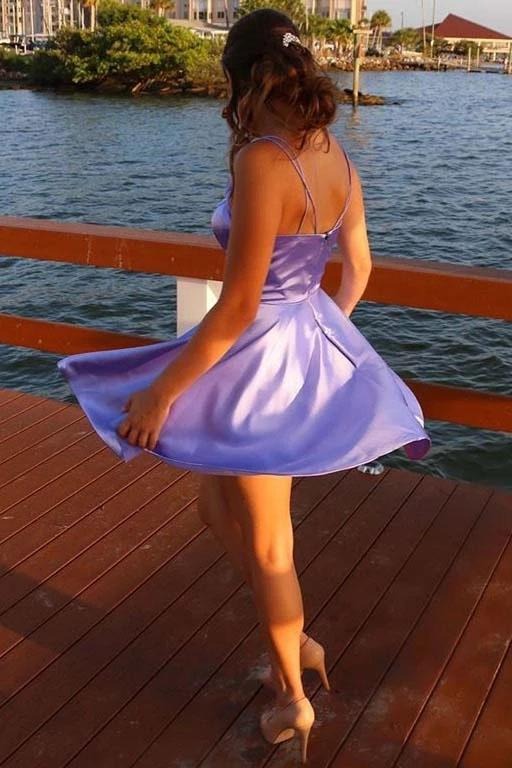 Spaghetti Straps V Neck Lilac Homecoming Dress With Pockets Backless Prom Dresses BD22059