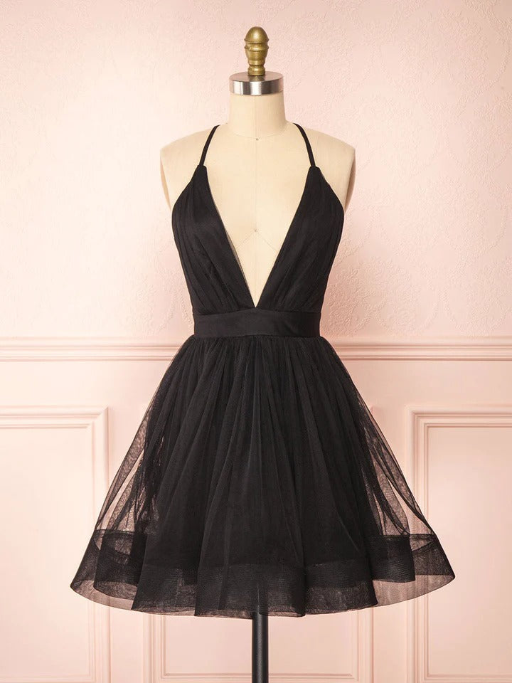 Aline v neck tulle short black prom dress